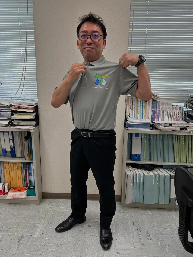ユニホーム作りました😆
製作したのは事務局長！「可愛く出来てるだろ〜」と満足気でした（笑）
普段の業務やイベントの際に着用していきます！

#開成町
#社協
#オリジナルユニホーム